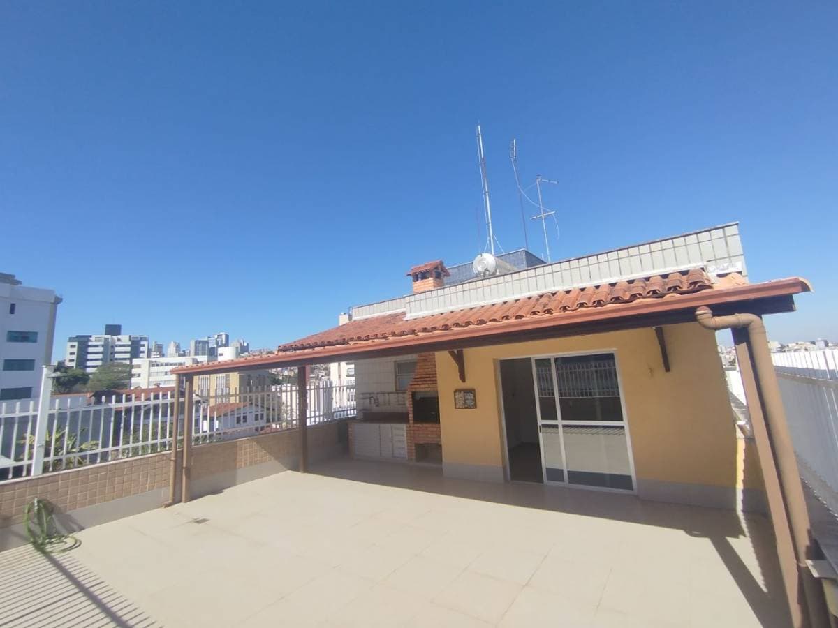 Cobertura de 208 m² com 4 quartos no Grajaú