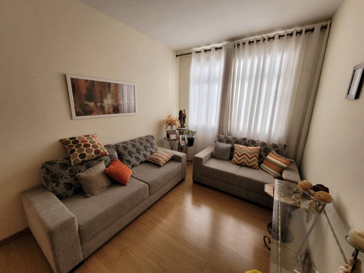 Apartamento de 100 m² com 3 quartos, Santo Antônio, Belo Horizonte