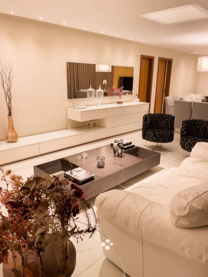 Apartamento de 180 m² com 4 quartos, Santo Agostinho, Belo Horizonte